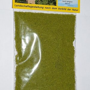 Laub hellgrün