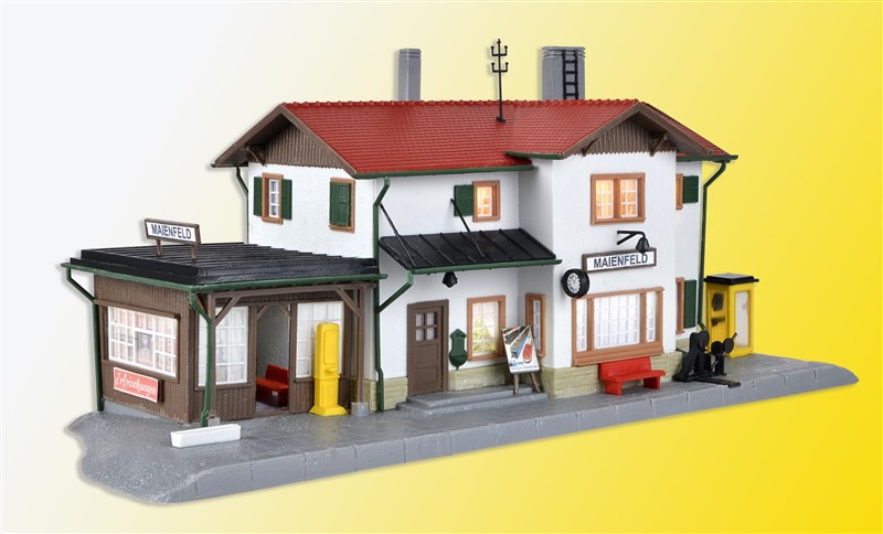 Bahnhof Maienfeld inkl. Hausbeleuchtungsset